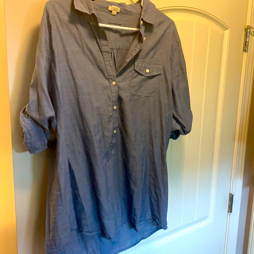 J Crew-Classic Popover Shirt-Denim Color-Large